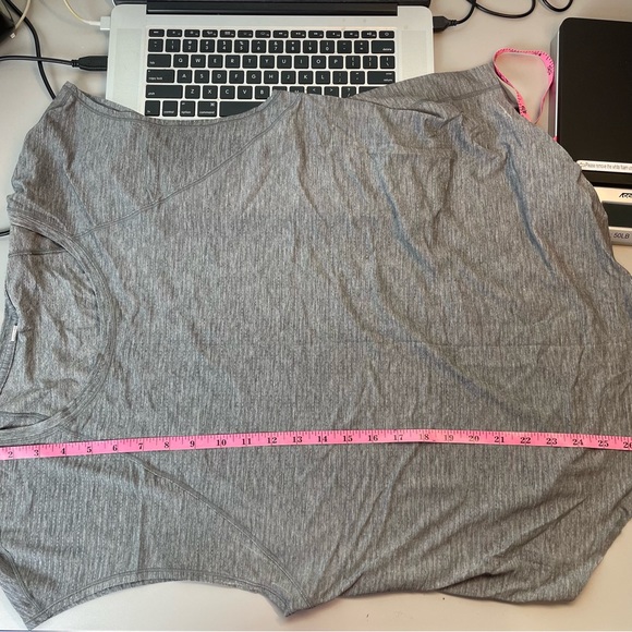 Lululemon Gray plant To Pike Relaxed Fit Short Sleeve Top Med / Large - Picture 8 of 9